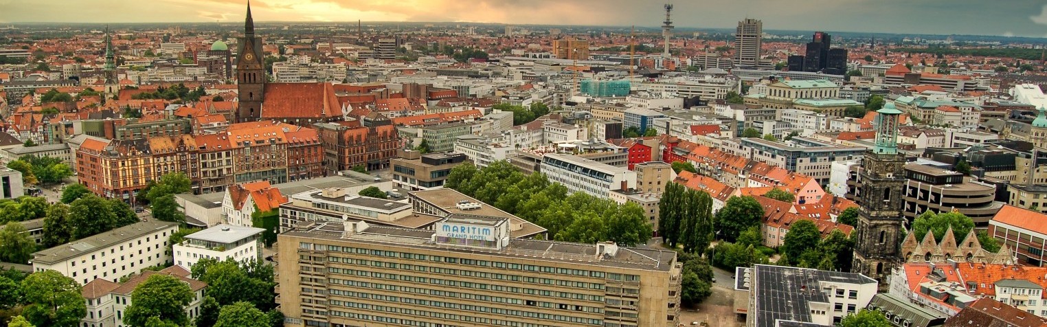 Panoramablick über die Stadt – ein ideales Ziel für ein abwechslungsreiches und kulturell spannendes Wochenende in Hannover